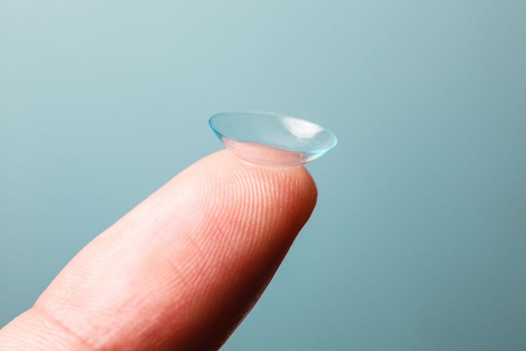 can-contact-lenses-damage-your-eyes-sightmd